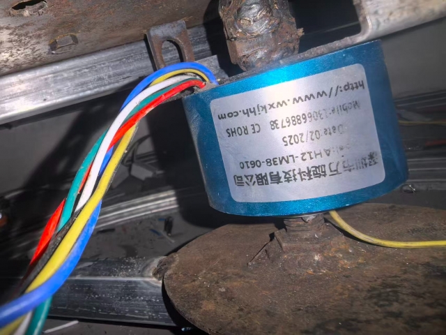 过孔滑环标准安装案例(中孔12 6路电) 过孔滑环标准安装案例(中孔12 6路电)